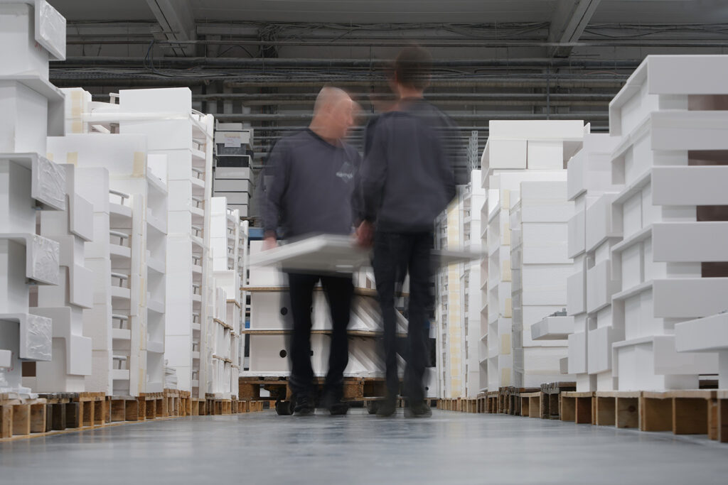 Production de lavabos, vasques, receveurs de douche, tablettes sanitaires sur Liège